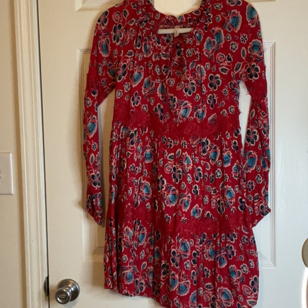 Red Camel Red and Blue Patterned Garment